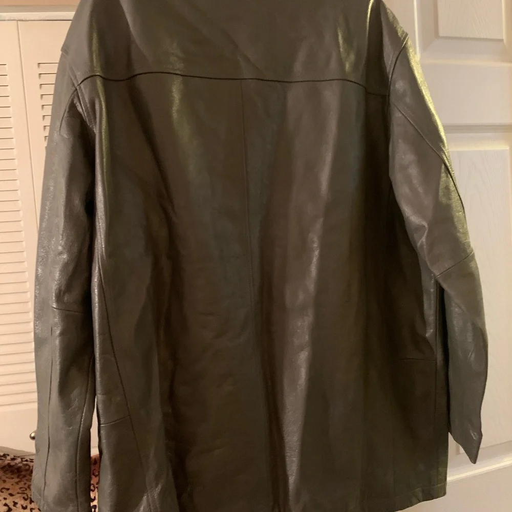 NINE EAST MALE GRAY LEATHER JACKET.